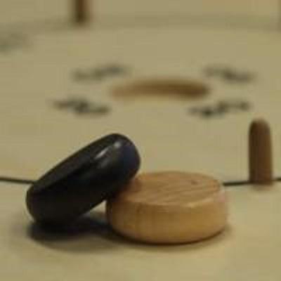 Crokinole_Pieces.jpg